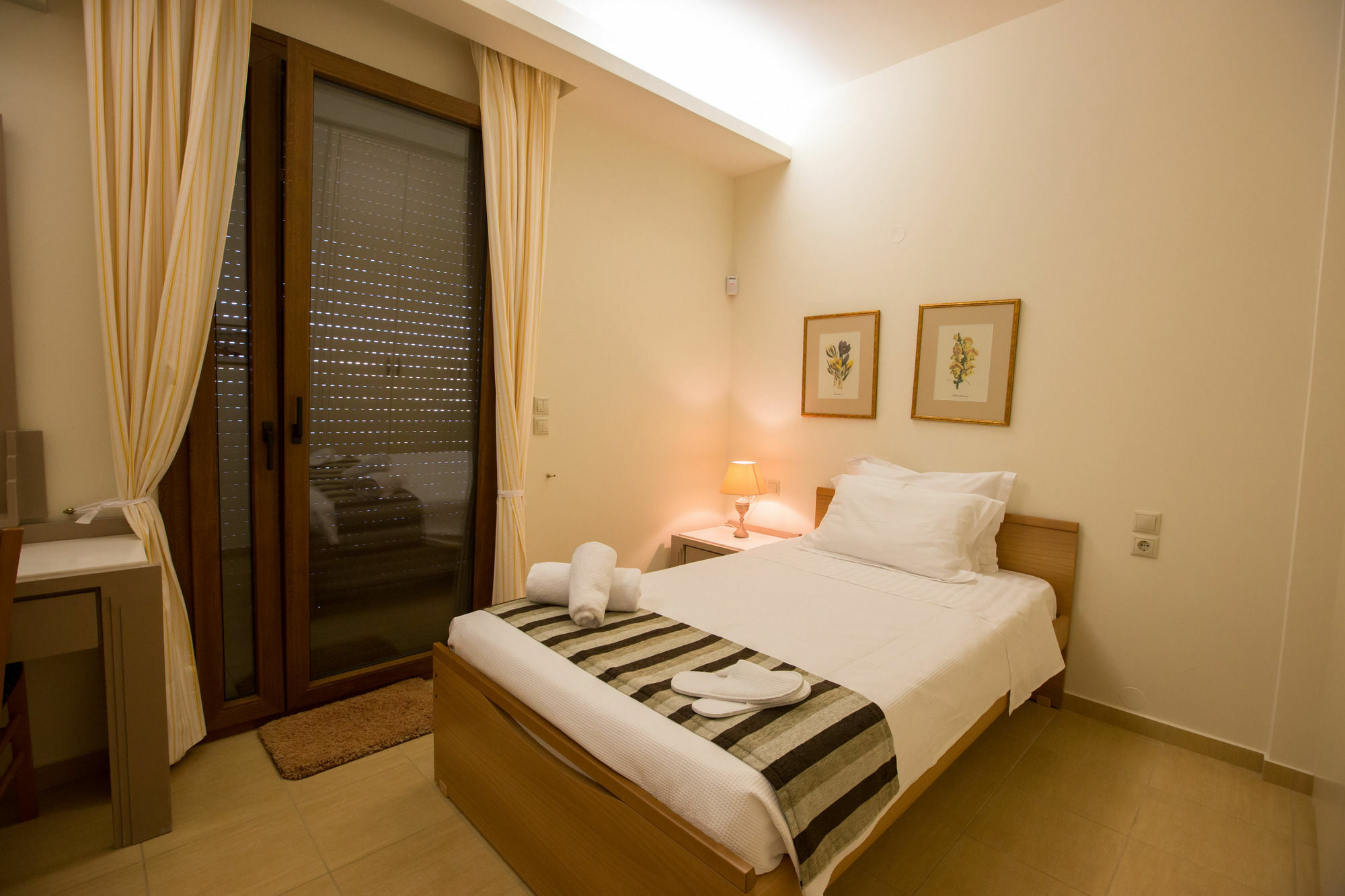Azure Cove Villa Agia Pelagia  Exterior photo